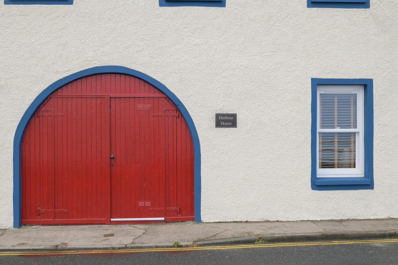 ホテルHarbour House バンフ エクステリア 写真